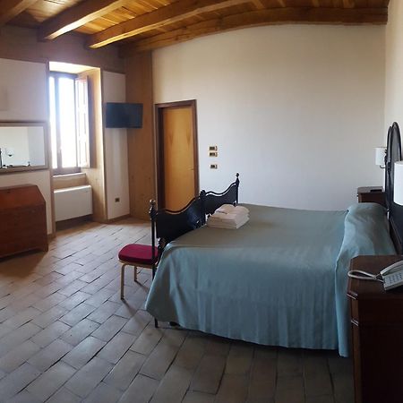 S. Martin Hotel Giovinazzo Exterior foto